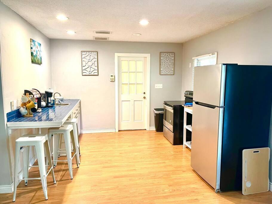 Апартаменты Town & Country Hideaway - 1Br/1Ba, 20 Min Famu/Fsu Таллахасси Экстерьер фото