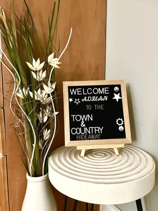Апартаменты Town & Country Hideaway - 1Br/1Ba, 20 Min Famu/Fsu Таллахасси Экстерьер фото